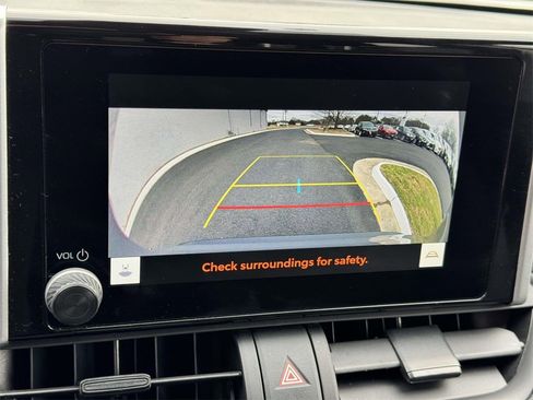 Used 2025 Toyota RAV4 LE image 4