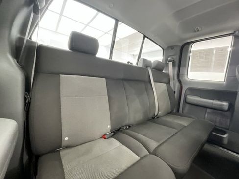 Used 2006 Ford F150 XLT image 13