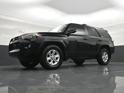 Used 2021 Toyota 4Runner SR5 RWD image 26