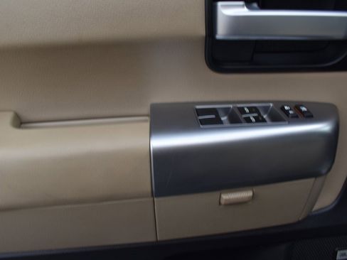 Used 2018 Toyota Sequoia Limited image 9