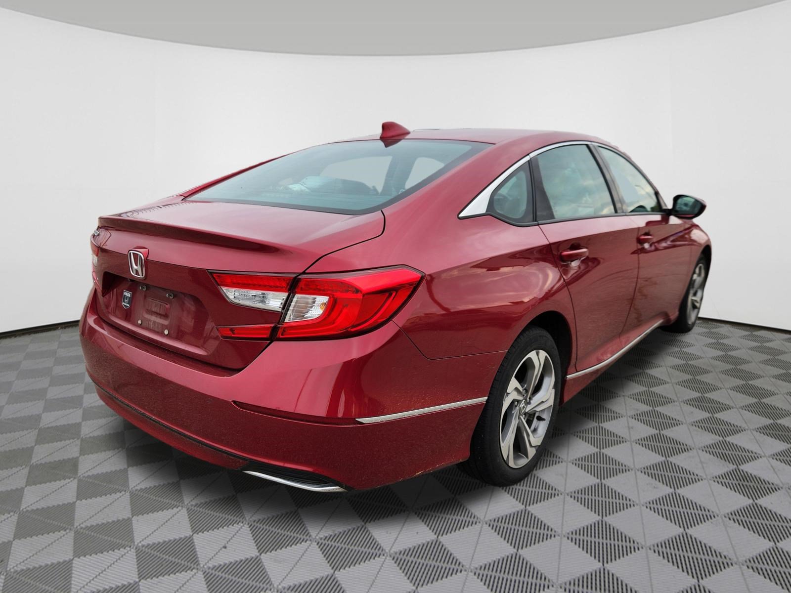 Used 2020 Honda Accord EX image 4