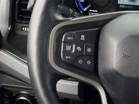 Used 2023 Ford Bronco Badlands image 12