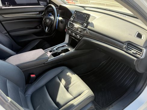 Used 2022 Honda Accord Touring image 22