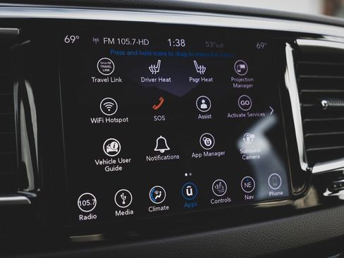 Used 2019 Chrysler Pacifica Touring-L w/ Advanced Safetytec Group image 16