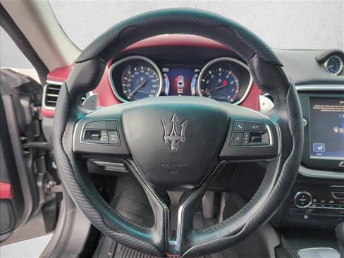Used 2015 Maserati Ghibli image 13