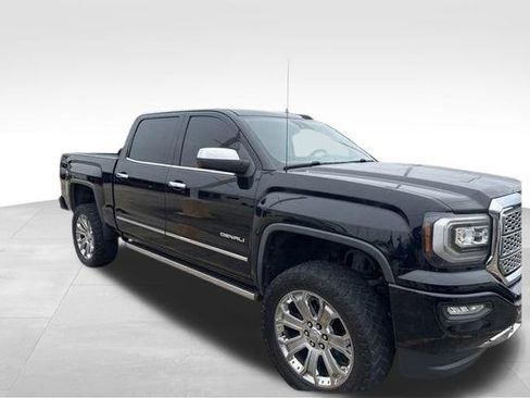 Used 2017 GMC Sierra 1500 Denali w/ Denali Ultimate Package image 3