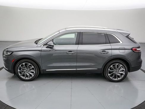 Used 2023 Lincoln Nautilus Reserve AWD/4WD image 8