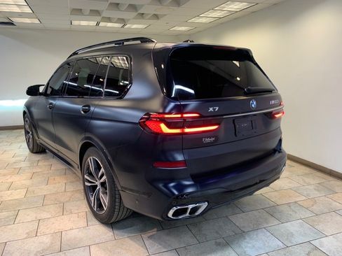 Used 2024 BMW X7 M60i AWD/4WD image 8