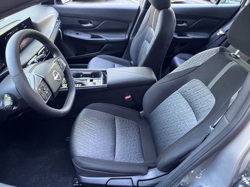 New 2026 Nissan Sentra SV w/ SV Convenience Package FWD image 28