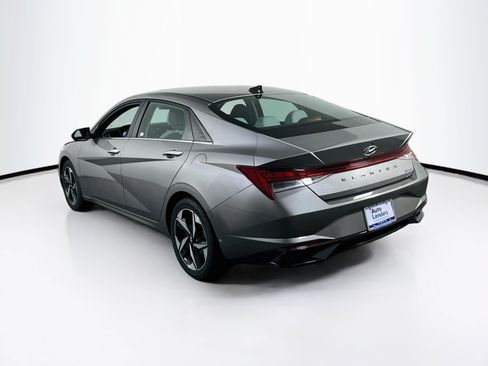 Used 2023 Hyundai Elantra Limited FWD image 7