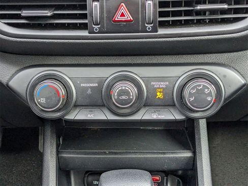 Used 2024 Kia Forte LXS image 24