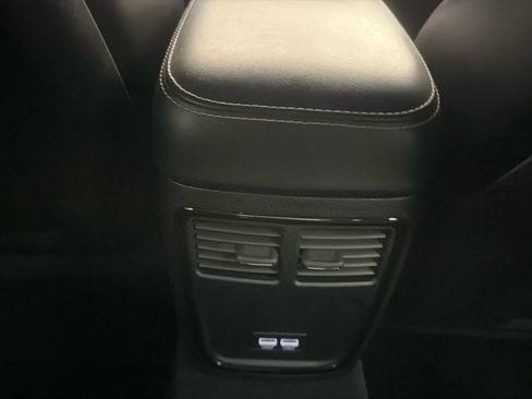 Used 2016 Chrysler 300 S w/ Light Group RWD image 21