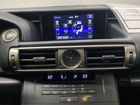 Used 2016 Lexus IS 200t w/ F Sport Package RWD image 21
