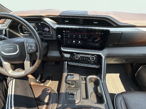 Used 2022 GMC Sierra 1500 Denali w/ Denali Reserve Package image 11