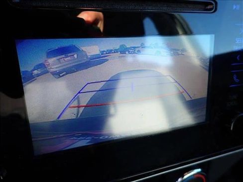 Used 2017 Toyota Corolla L image 22