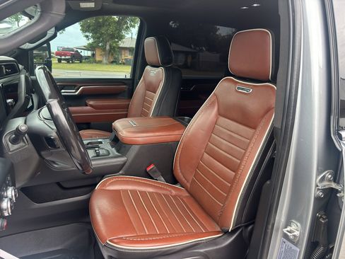 Used 2024 GMC Sierra 2500 Denali Ultimate AWD/4WD image 24