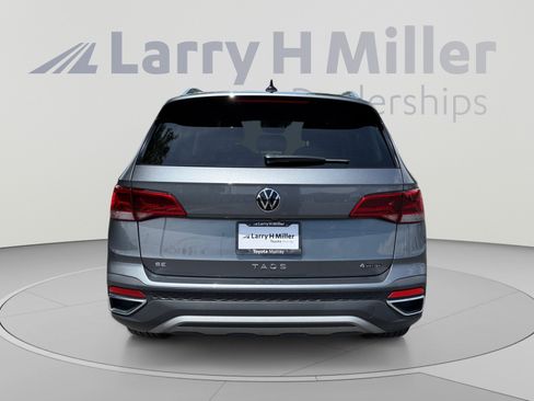 Used 2023 Volkswagen Taos SE AWD/4WD image 4