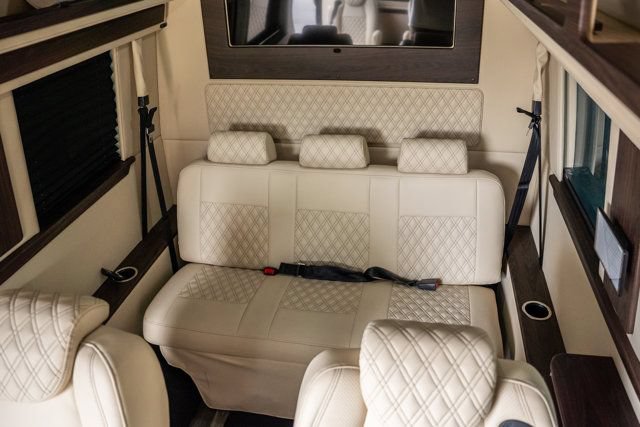 Used 2023 Mercedes-Benz Sprinter 3500 image 19