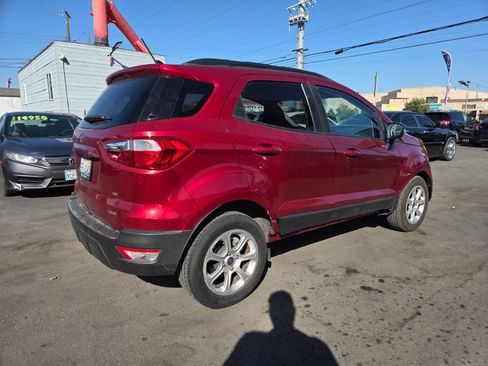 Used 2018 Ford EcoSport SE image 3