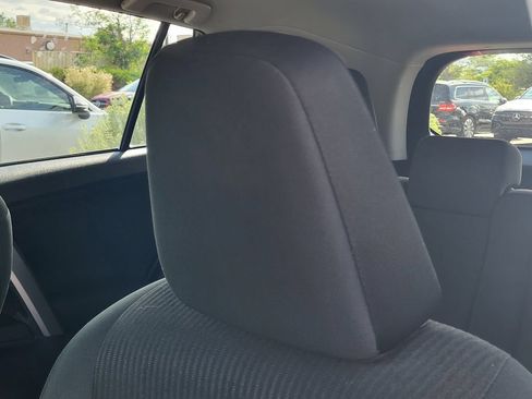 Used 2014 Toyota RAV4 LE AWD/4WD image 12