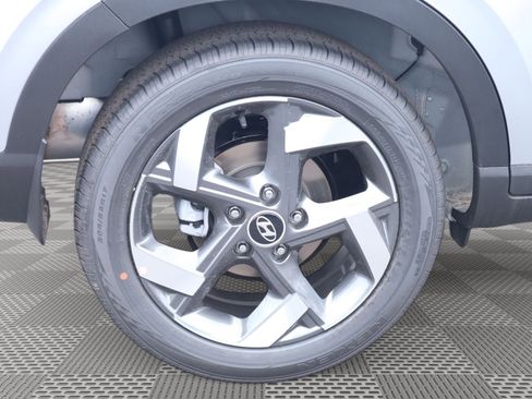 New 2026 Hyundai Venue SEL FWD image 5