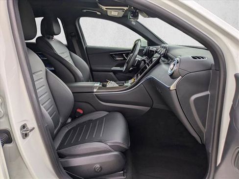 Used 2025 Mercedes-Benz GLC 300 4MATIC w/ AMG Line image 22