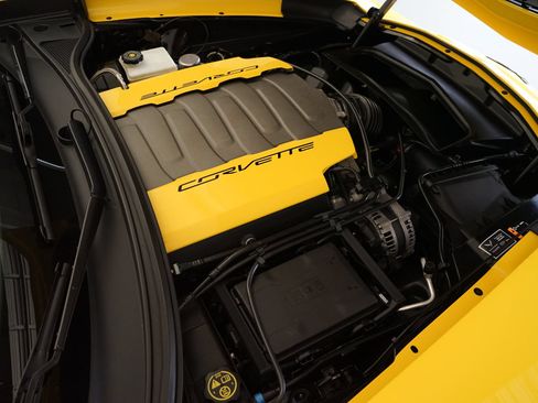 Used 2019 Chevrolet Corvette Grand Sport w/ Battery Protection Package RWD image 17