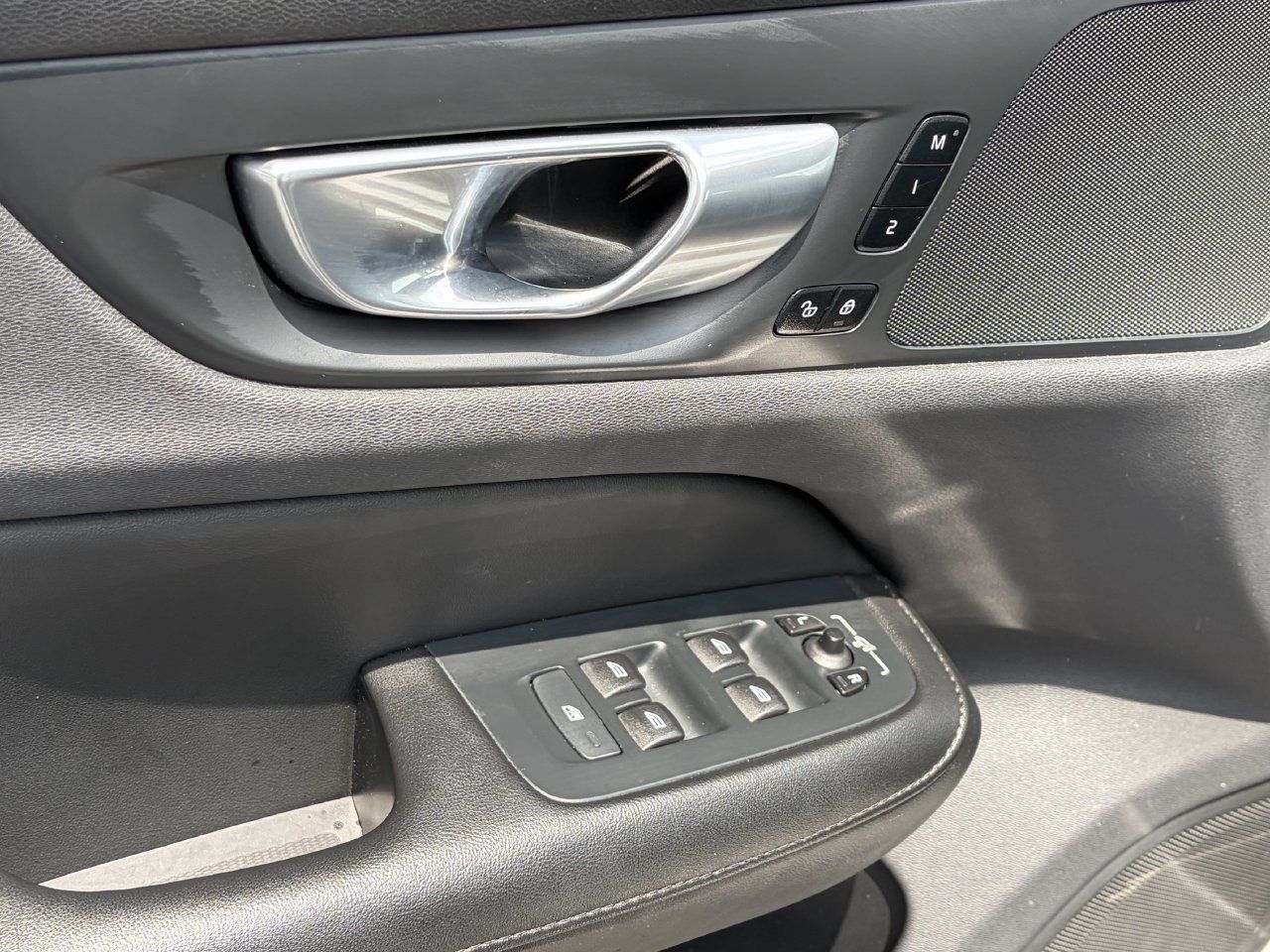 Used 2024 Volvo S60 B5 Core FWD image 13