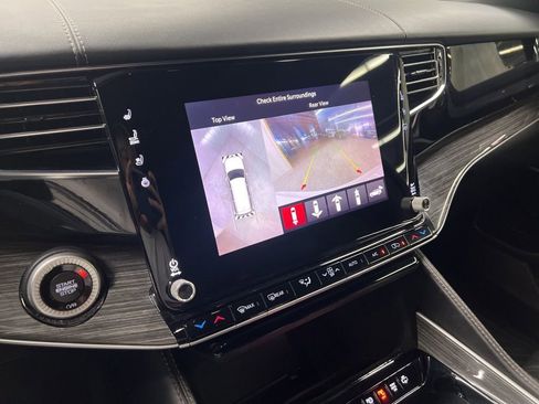 Used 2022 Jeep Wagoneer Series III w/ Premium Group I image 22