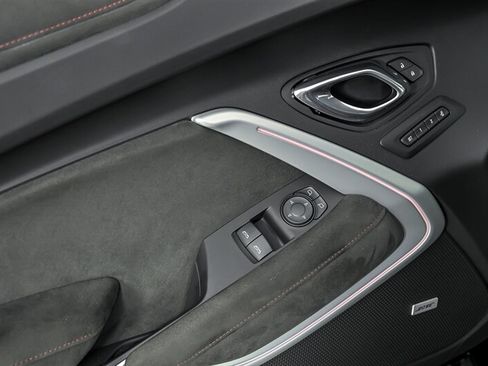Used 2018 Chevrolet Camaro ZL1 RWD image 13