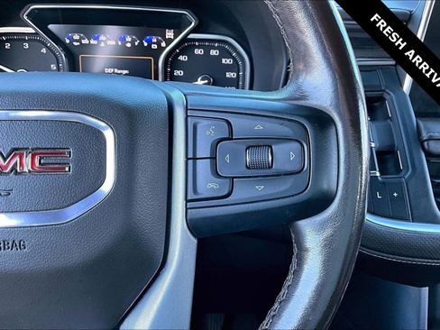 Used 2021 GMC Yukon SLT w/ SLT Luxury Package image 12