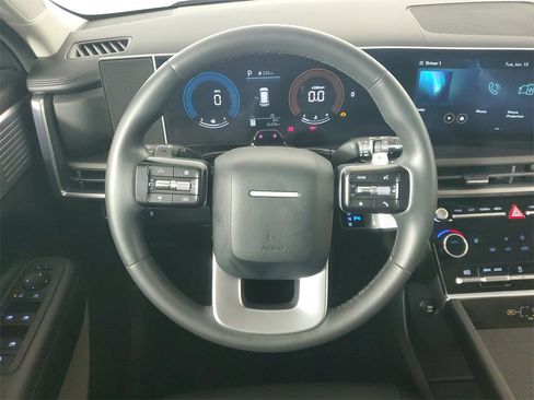 Used 2024 Hyundai Santa Fe SEL image 13