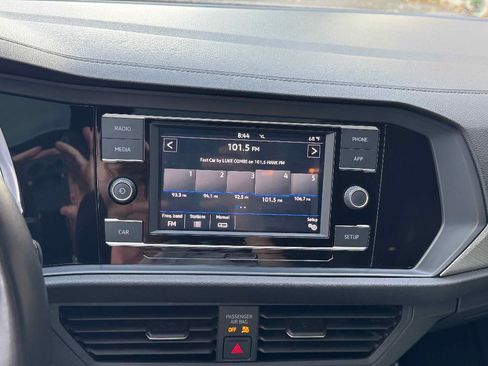 Used 2019 Volkswagen Jetta R-Line image 15