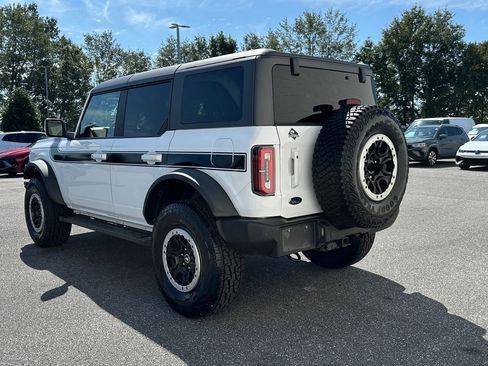 Used 2022 Ford Bronco Outer Banks w/ Sasquatch Package image 19