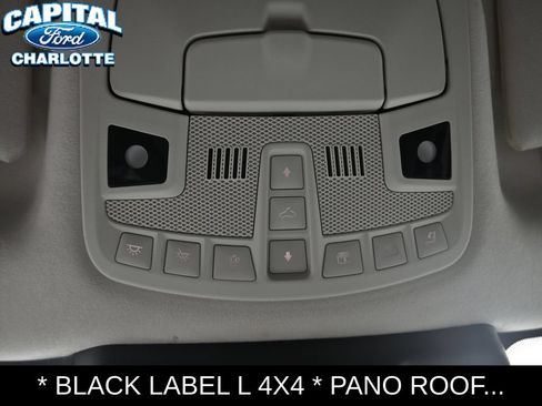 Used 2023 Lincoln Navigator L Black Label AWD/4WD image 19