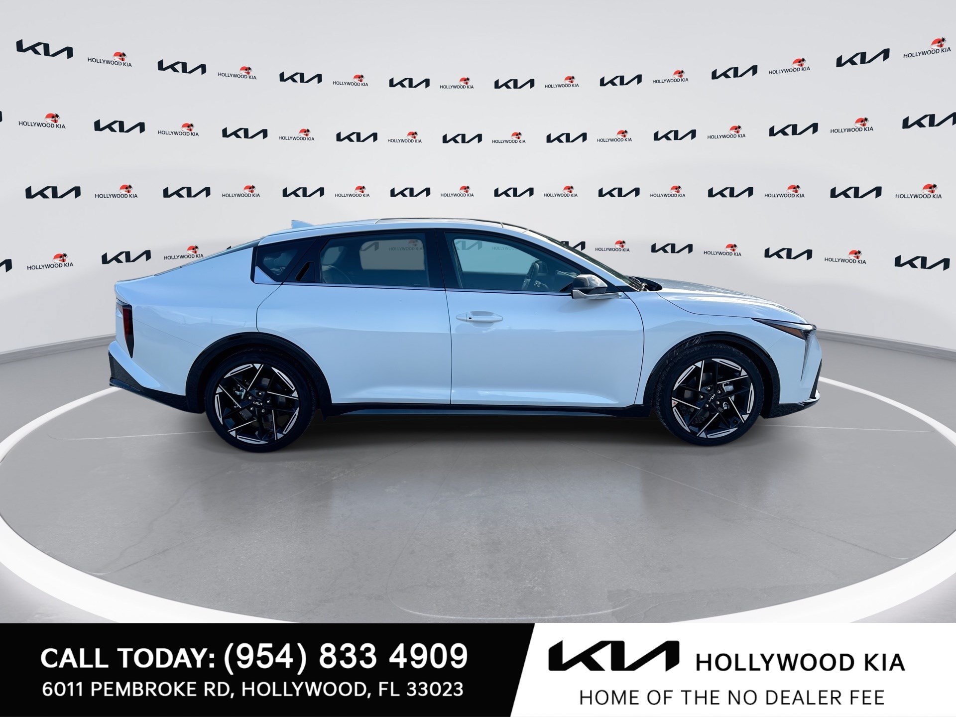 New 2026 Kia K4 GT-Line Turbo w/ GT-Line Premium Package FWD image 9