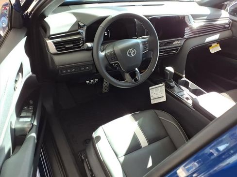 New 2026 Toyota Camry SE w/ Convenience Package FWD image 9