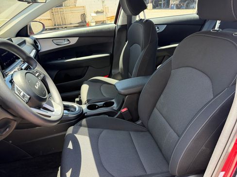 Used 2024 Kia Forte LXS FWD image 15