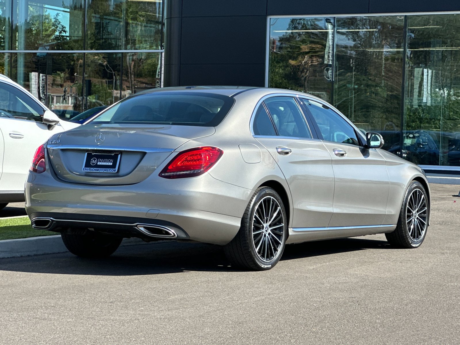 Used 2020 Mercedes-Benz C 300 Sedan image 3