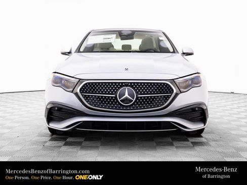 New 2026 Mercedes-Benz E 350 4MATIC Sedan image 10