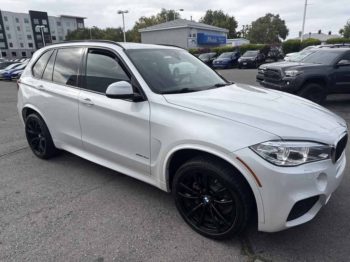 Used 2017 BMW X5 xDrive35i AWD/4WD image 4