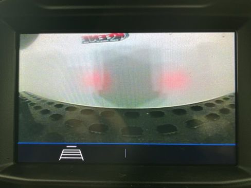 Used 2021 GMC Sierra 2500 4x4 Crew Cab w/ Convenience Package image 9