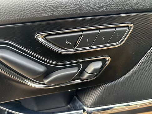 Used 2022 Lincoln Corsair Reserve image 13