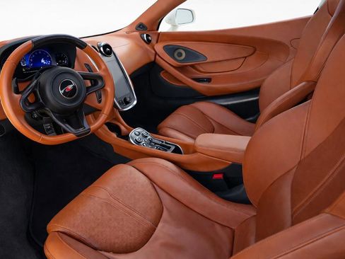 Used 2017 McLaren 570S image 6