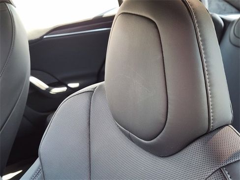 Used 2022 Tesla Model S image 11