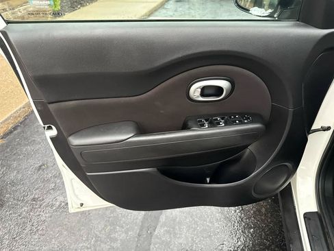 Used 2019 Kia Soul + FWD image 19
