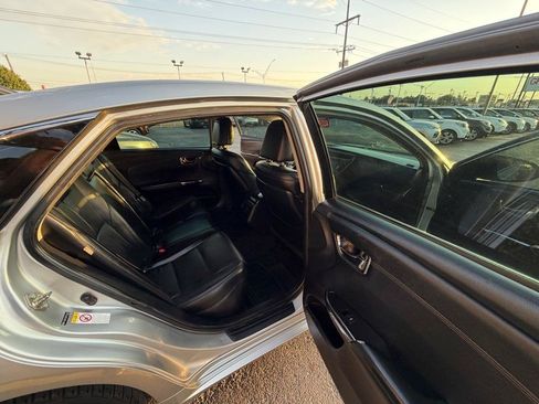 Used 2016 Toyota Avalon XLE FWD image 16