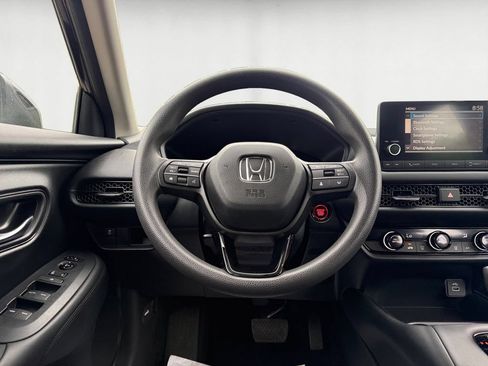 Used 2023 Honda HR-V LX image 12