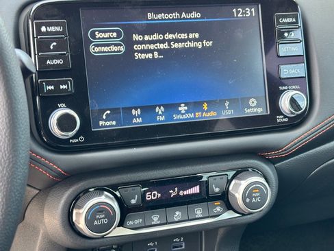 New 2025 Nissan Versa SR w/ Trunk Package image 24