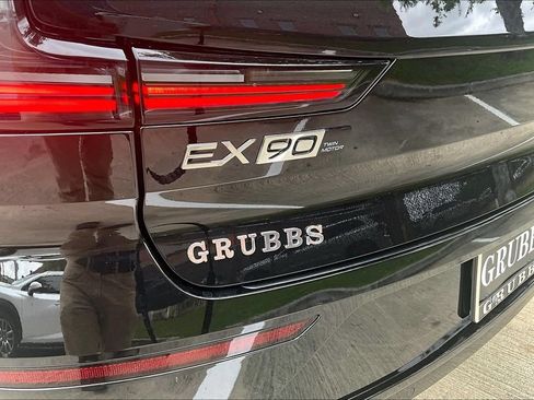 New 2026 Volvo EX90 Plus AWD/4WD image 42